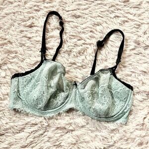 Victorias Secret Dream Angels Wicked Unlined Lace Balconette Bra 36DD Feminine
